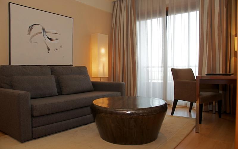 Zenit Don Yo Hotel Zaragoza Bagian luar foto