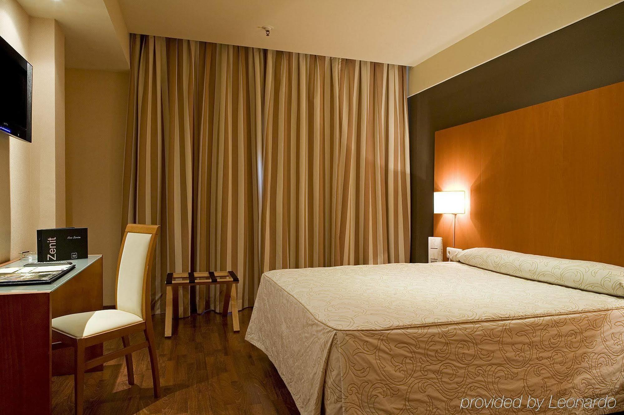 Zenit Don Yo Hotel Zaragoza Ruang foto
